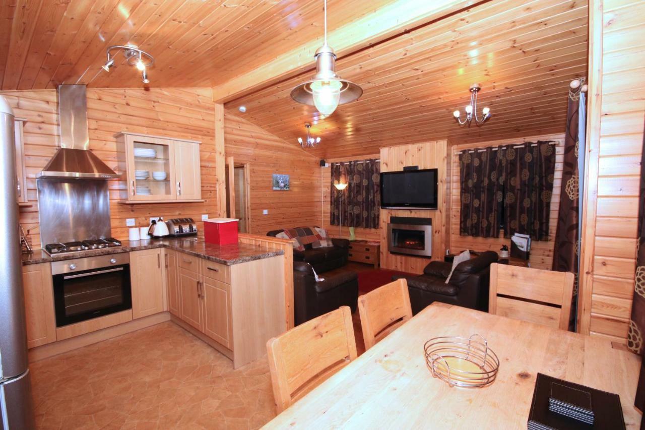 Balquhidder Braes Holiday Park Lodges, Mostly With Hot Tubs And Pet Friendly, Ev Facilities Lochearnhead Esterno foto